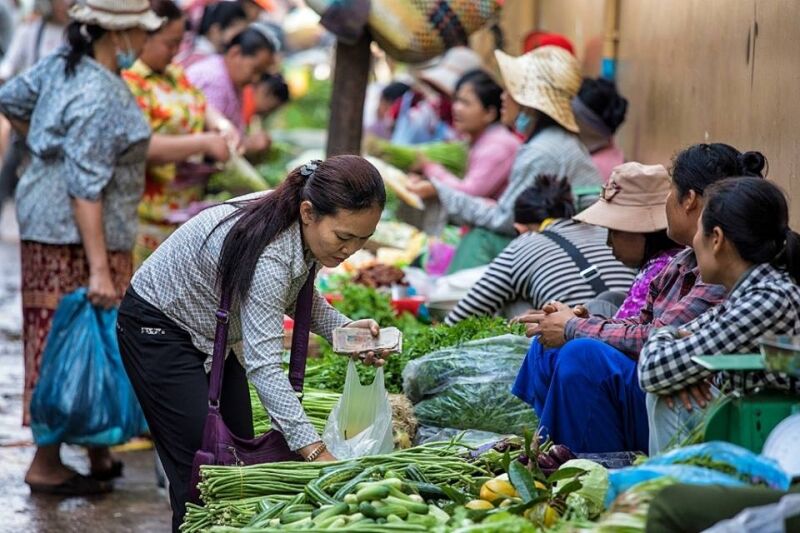 Make new friends while shopping at Siem Reap’s famous Old Market